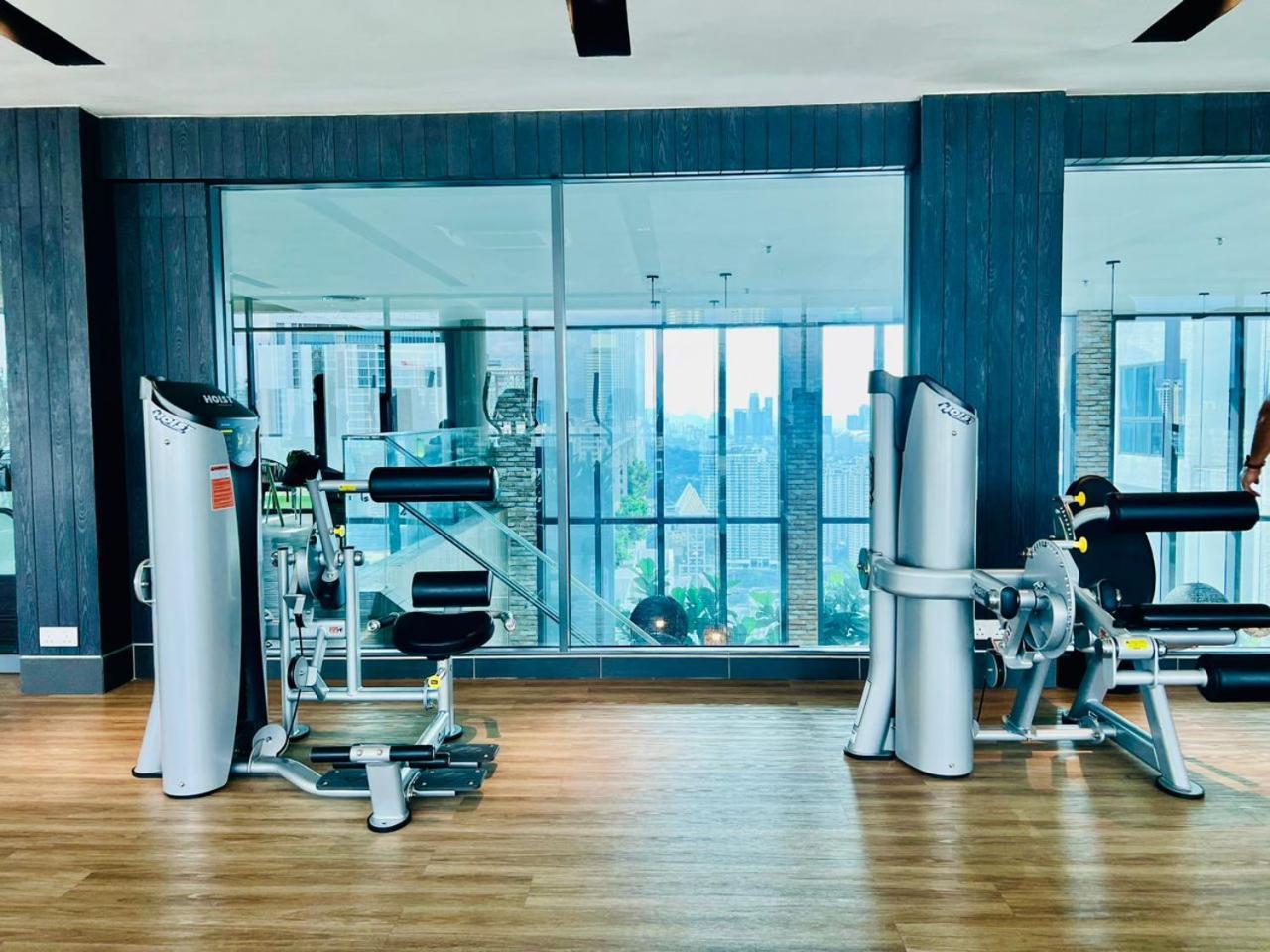 קואלה לומפור The Luxe Suites Infinitum Klcc מראה חיצוני תמונה