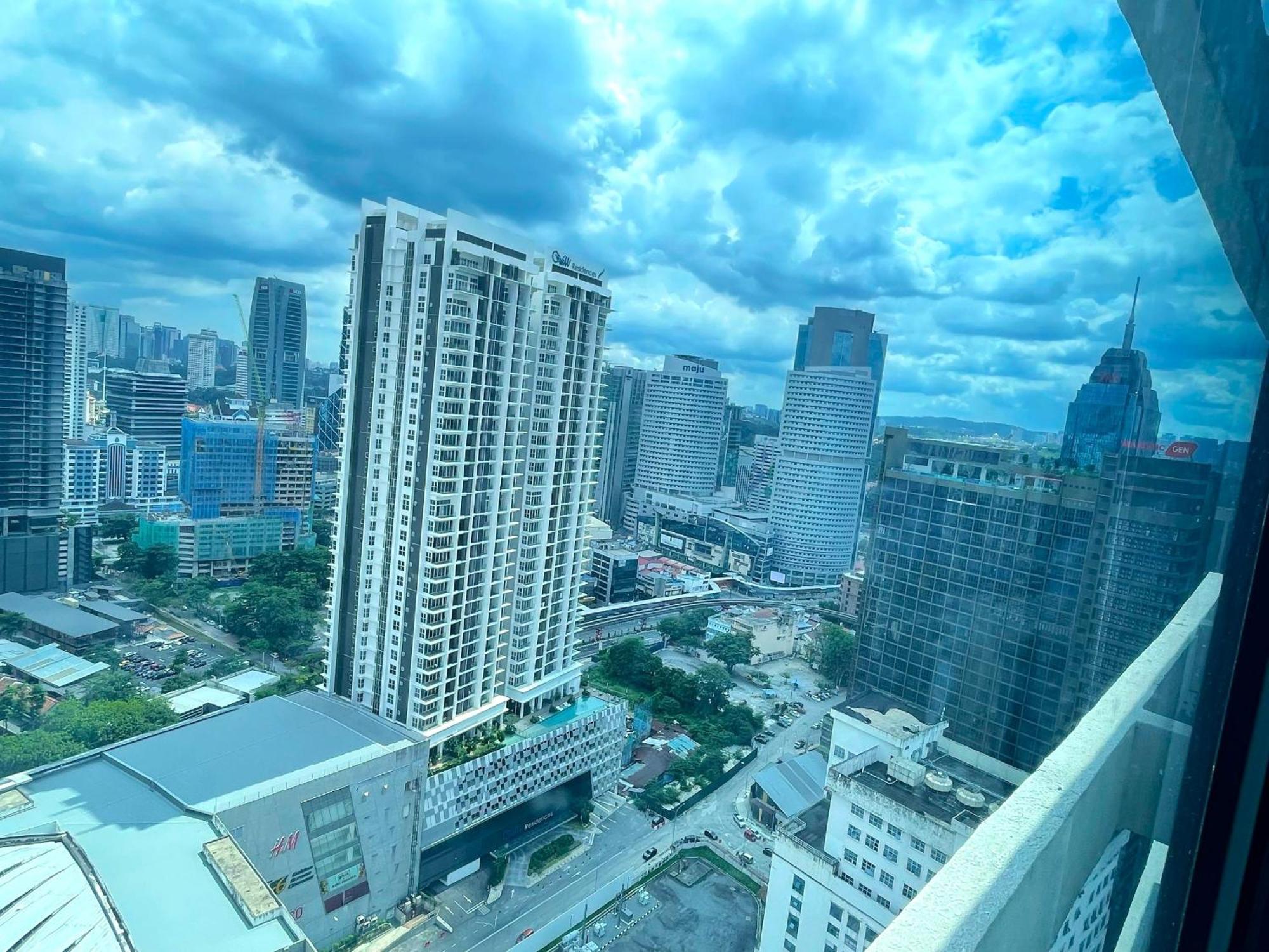 קואלה לומפור The Luxe Suites Infinitum Klcc מראה חיצוני תמונה